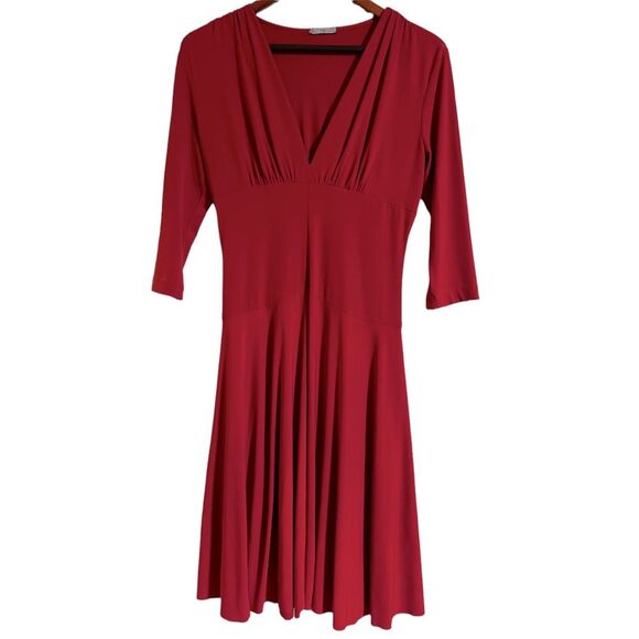 Classy Dancing Red dress with smooth & stretchy fabric Sz Small - Picture 2 of 8